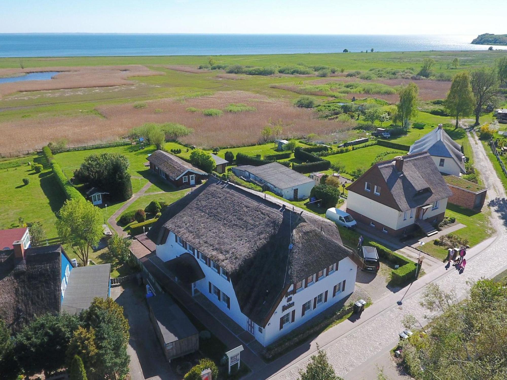 Haus Am Bodden Lägenhet Groß Zicker Exteriör bild
